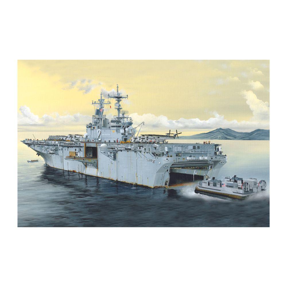 Hobbyboss 1:700 Uss Essex Lhd-2