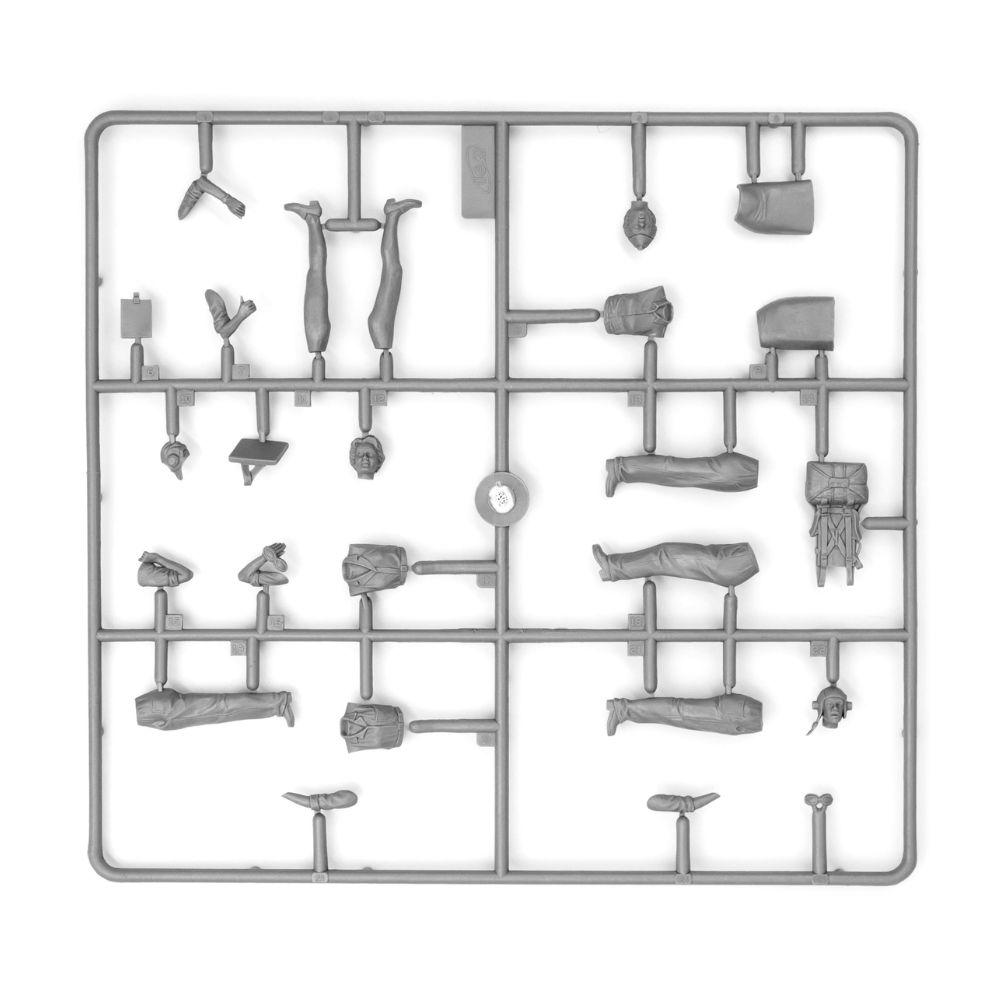 ICM 1:32 Us Wasp (1943-1945) (3 Figures)(10