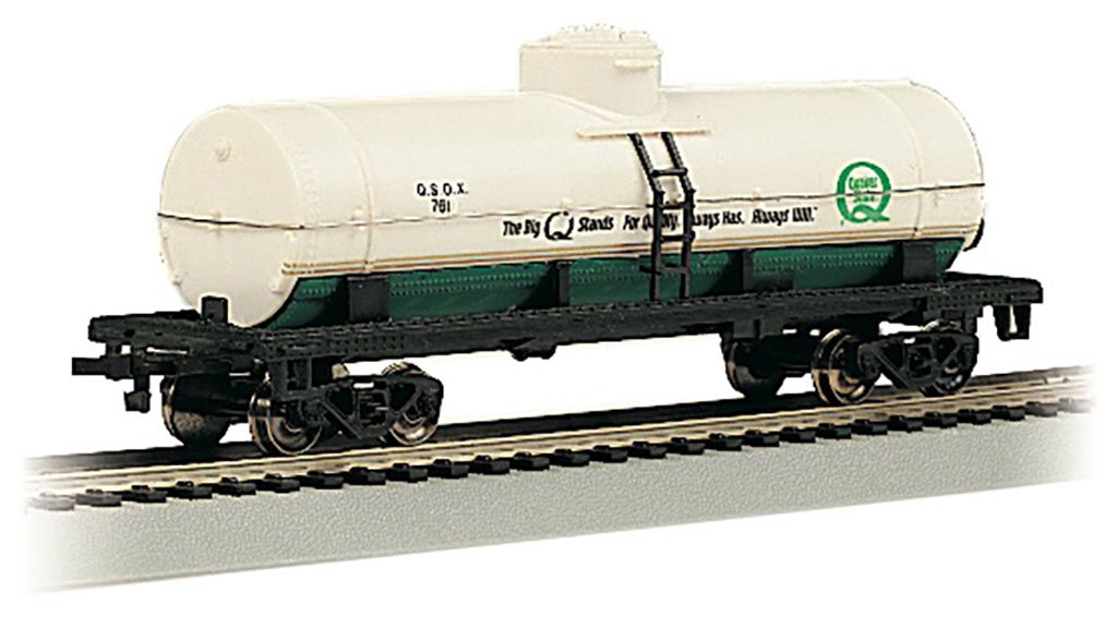 Bachmann Quaker State #781 40ft Single-Dome Tank Car. HO Scale