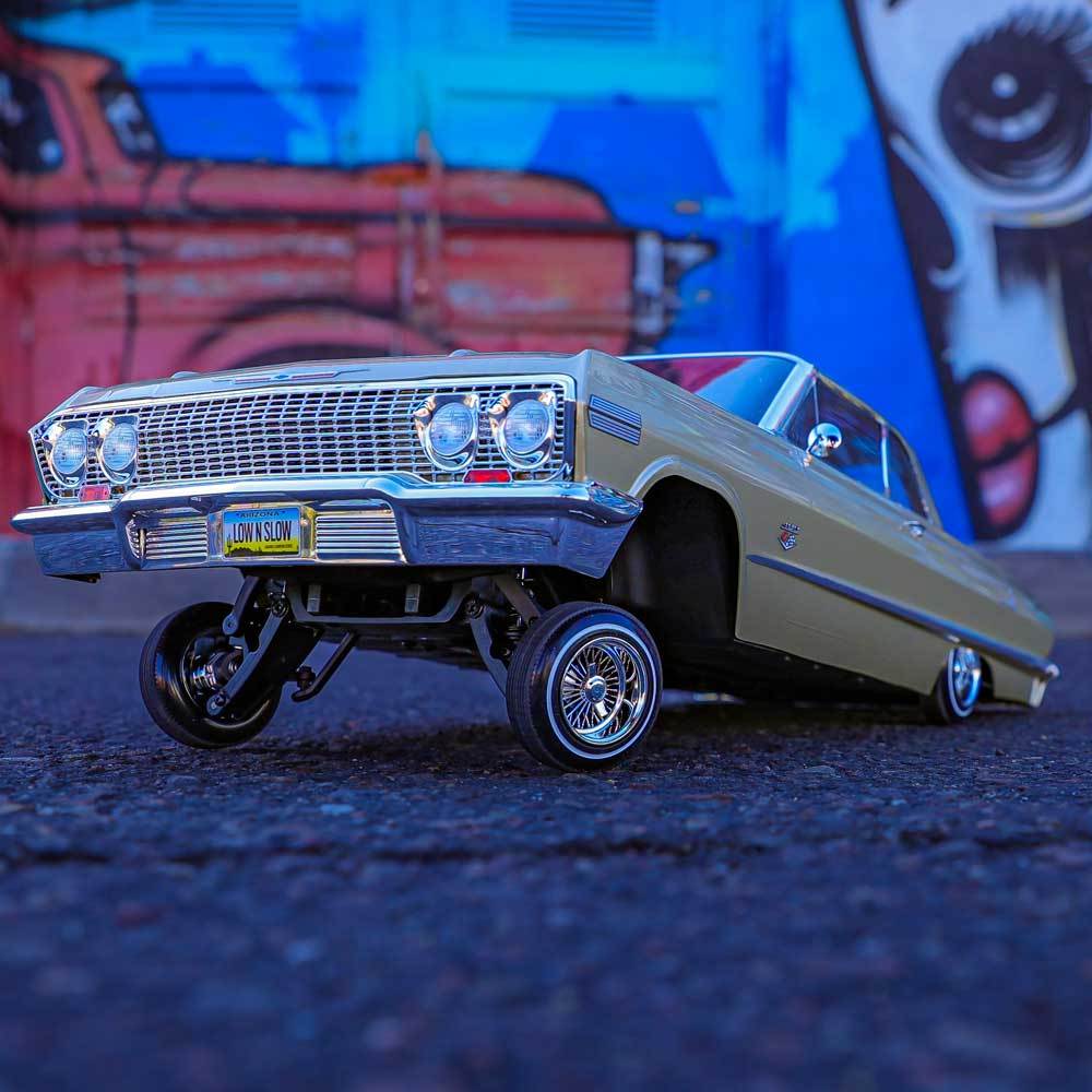 Redcat 1:10 1963 Chevrolet Impala Hopping Lowrider-Champange