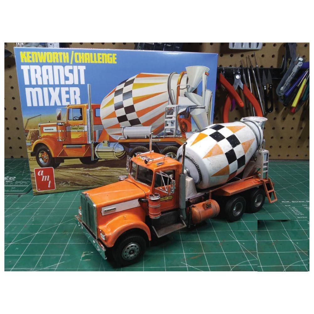 AMT 1:25 Kenworth/ Challenge Transit Cement Mixer