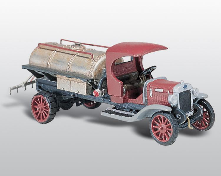 Woodland Scenics Tank Truck (Diamond T)Sc Dtls, HO Scale