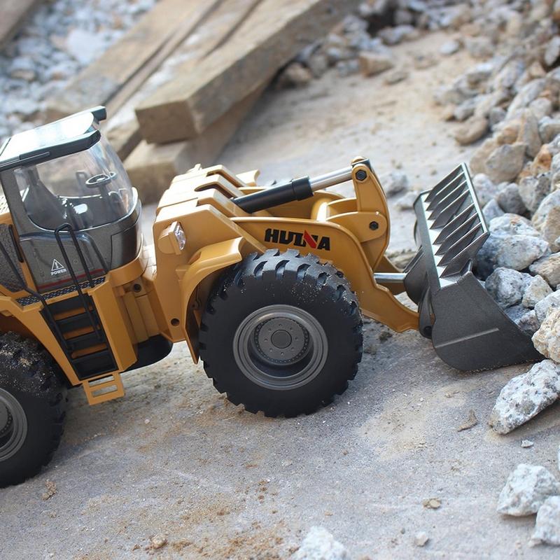 Huina 1:14 2.4G 10Ch RC Front End Loader