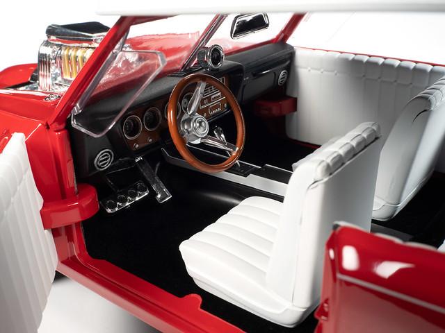 Autoworld 1:18 Monkeemobileree Parking