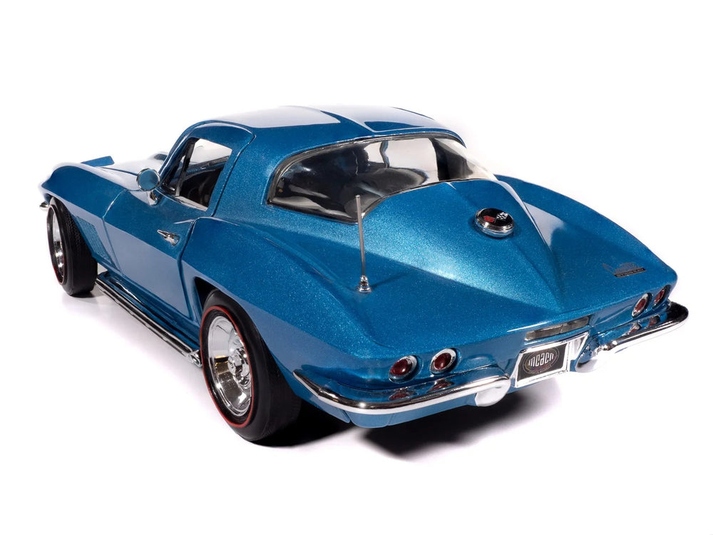 Autoworld 1:18 1967 Chevy Corvette Stingray