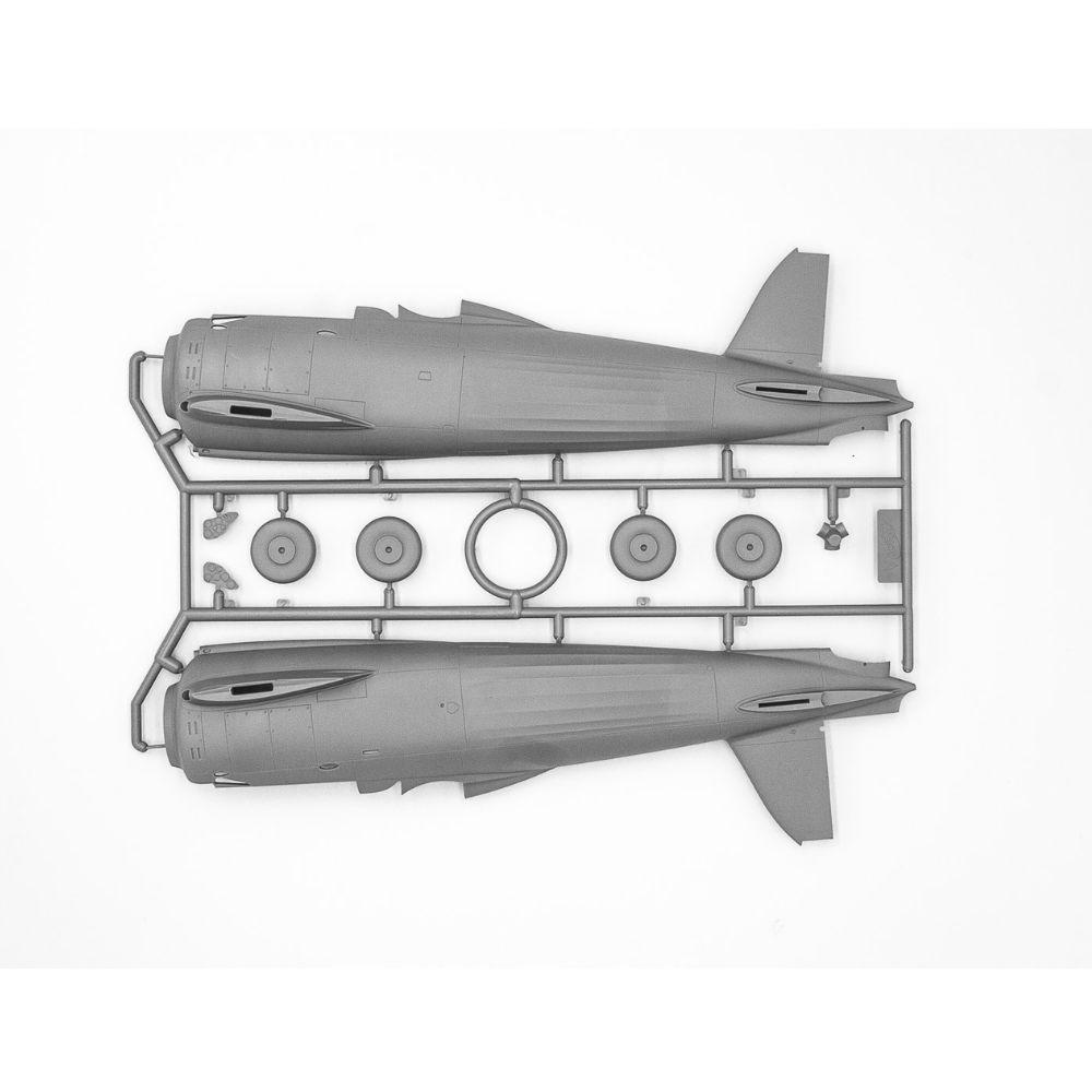 ICM 1:32 CR 42AS, WWII Italian Fighter