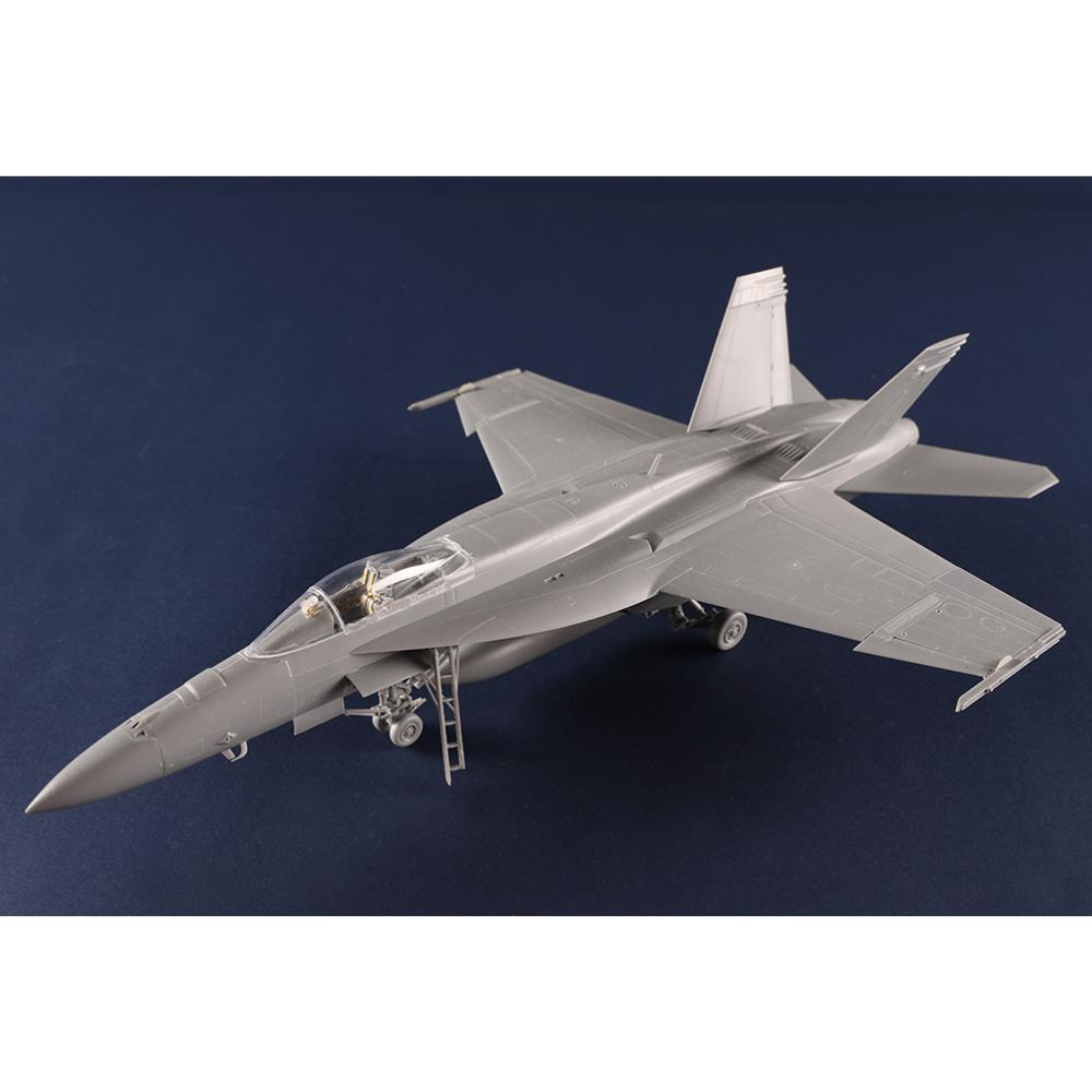 Hobbyboss 1:48 FA-18E Super Hornet VFC-12