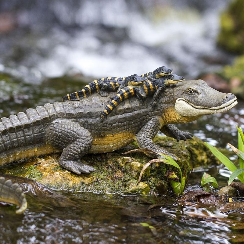 Safari Ltd Alligator with Babies