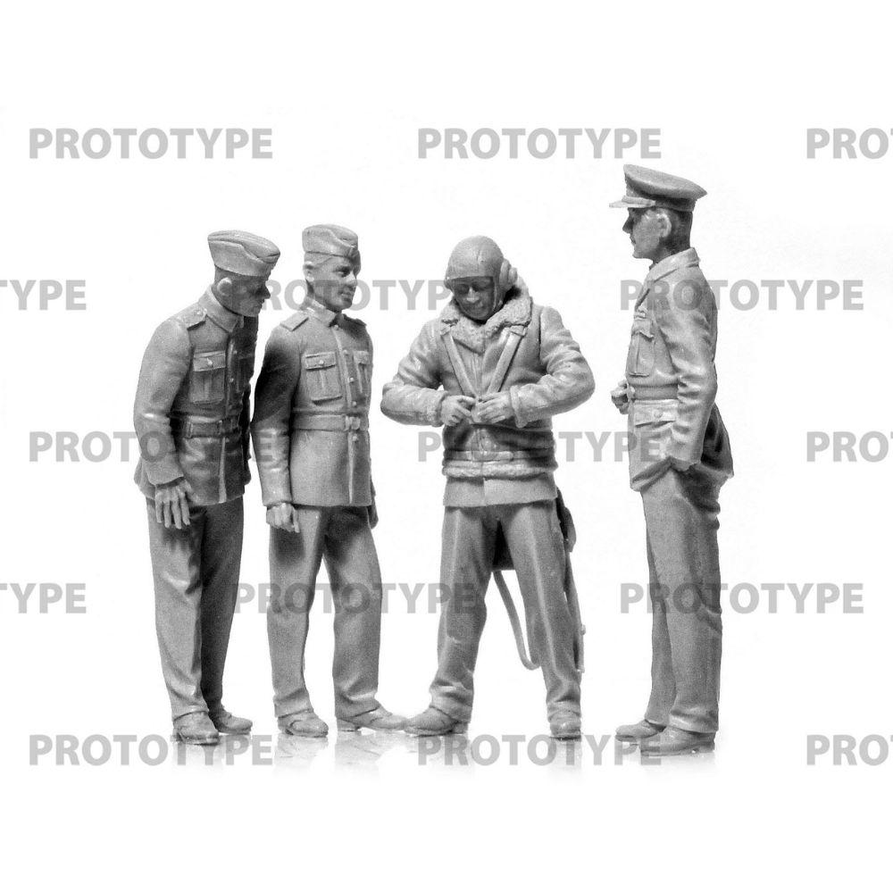 ICM 1:32 WWII RAF Cadets