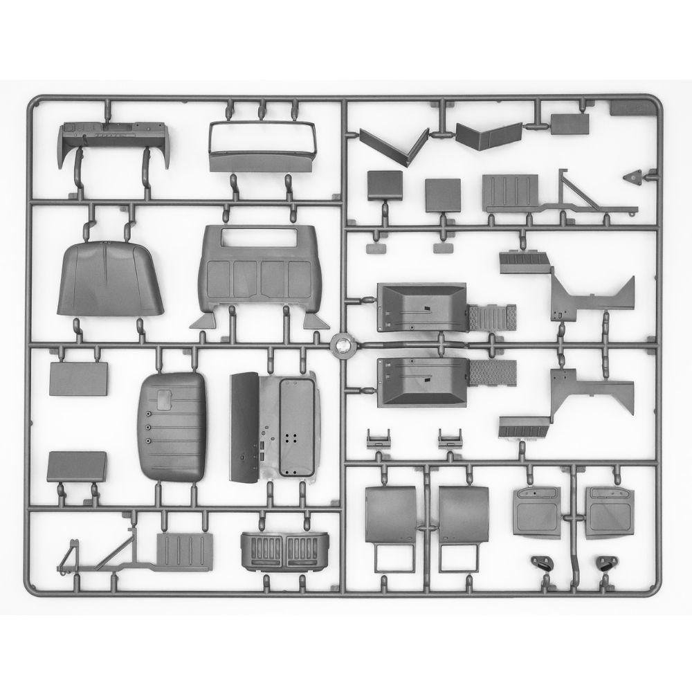 ICM 1:35 ZiL 131 Armed Forces of Ukraine