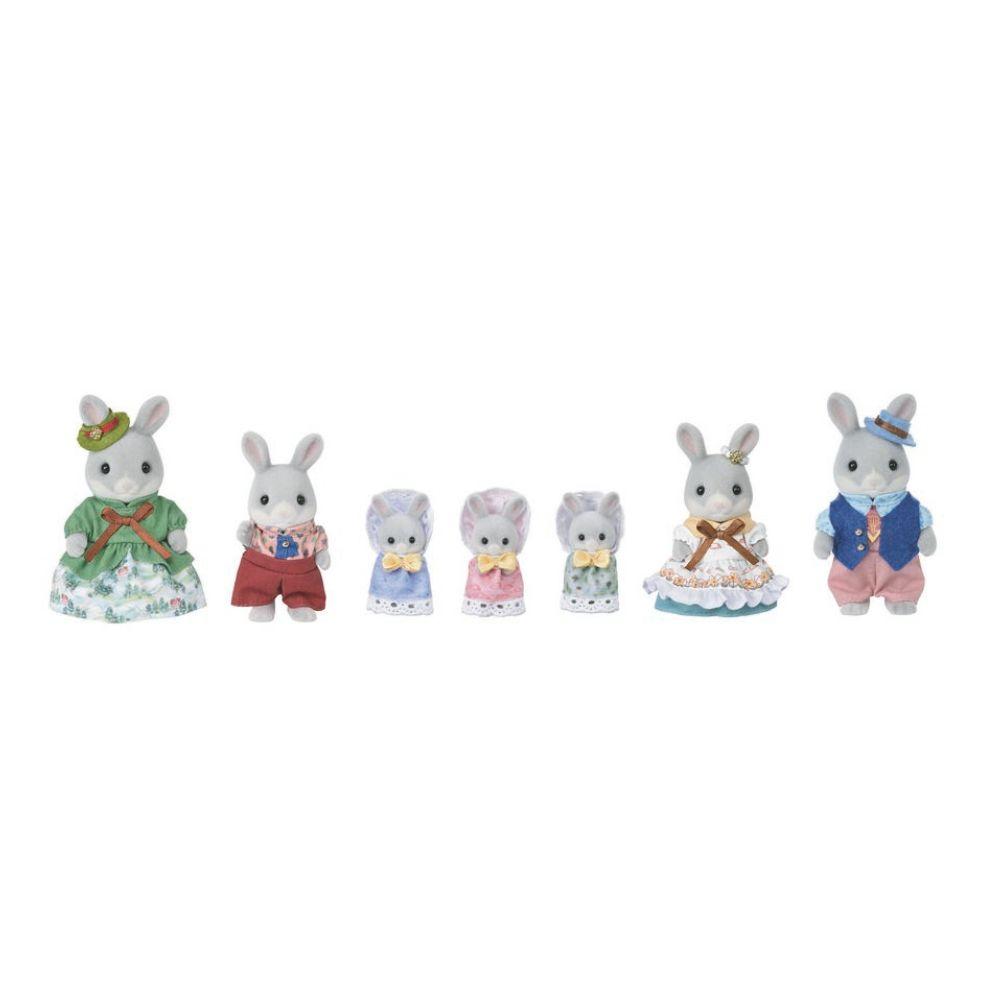 Sylvanian Families Cottontail Rabbit Family Celebration Set