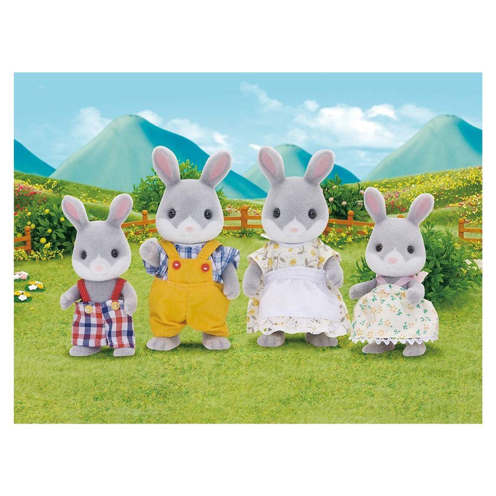 Sylvanian Families Cottontail Rabbit Family