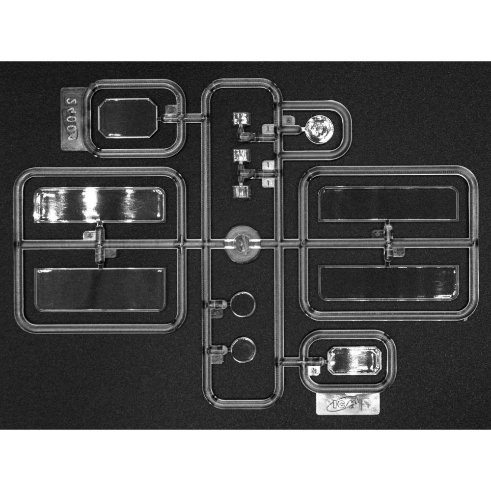ICM 1:24 Model T 1913 Speedster With America