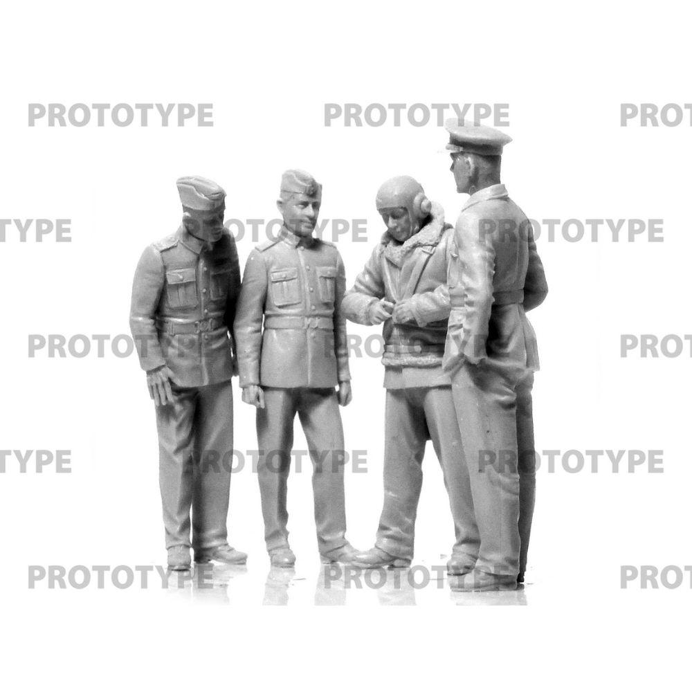 ICM 1:32 WWII RAF Cadets