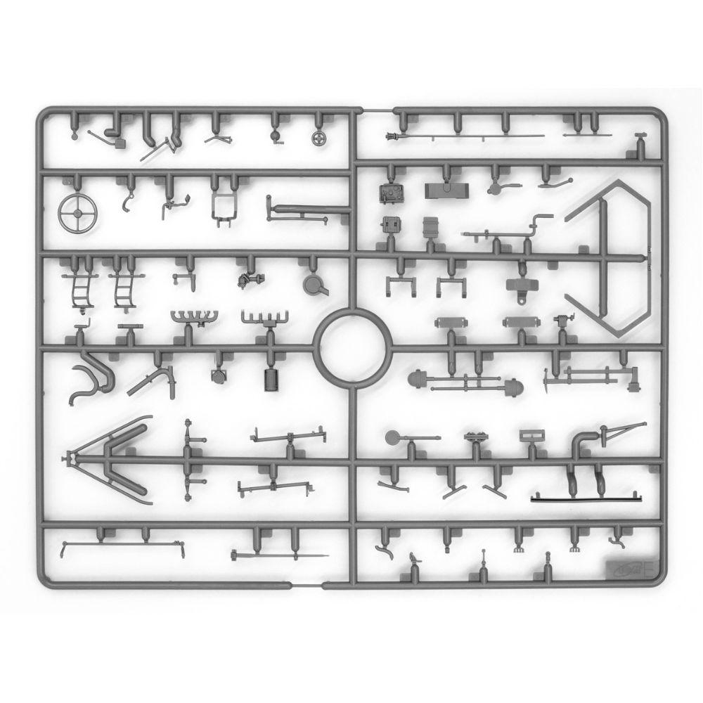 ICM 1:35 Sd.Kfz.251/6 Ausf.A W/ Crew