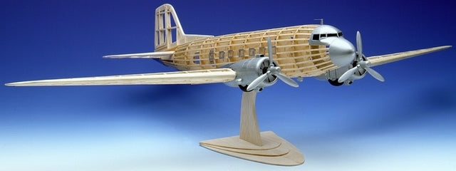 Guillows Douglas DC-3, 889mm WS DetailedBalsa Model Kit