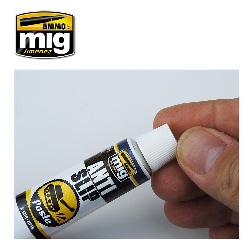 Ammo Anti-Slip Paste - Brown Colour 1:35