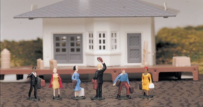 Bachmann Waiting Passenger Figures, (6 pcs), HO Scale