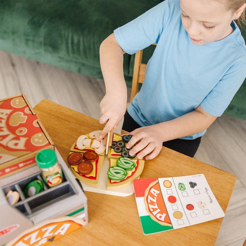 Melissa and Doug Top & Bake Pizza Counter