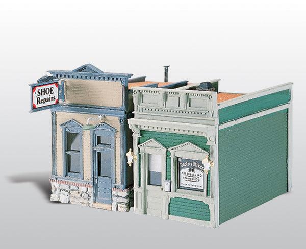 Woodland Scenics Doctors Office & Shoe Repair Sd, HO Scale