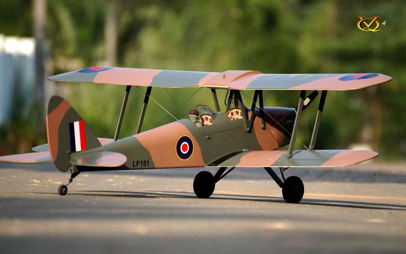 VQ Models Tiger Moth 46-82 /EP Camo Vers. 1400mm WS, 6Ch RC